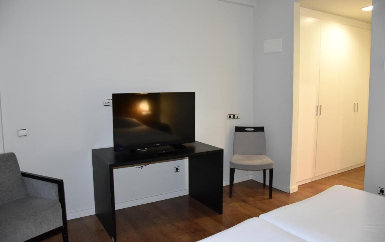 Hotel Y Apartamentos Snoe Isaba Zewnętrze zdjęcie
