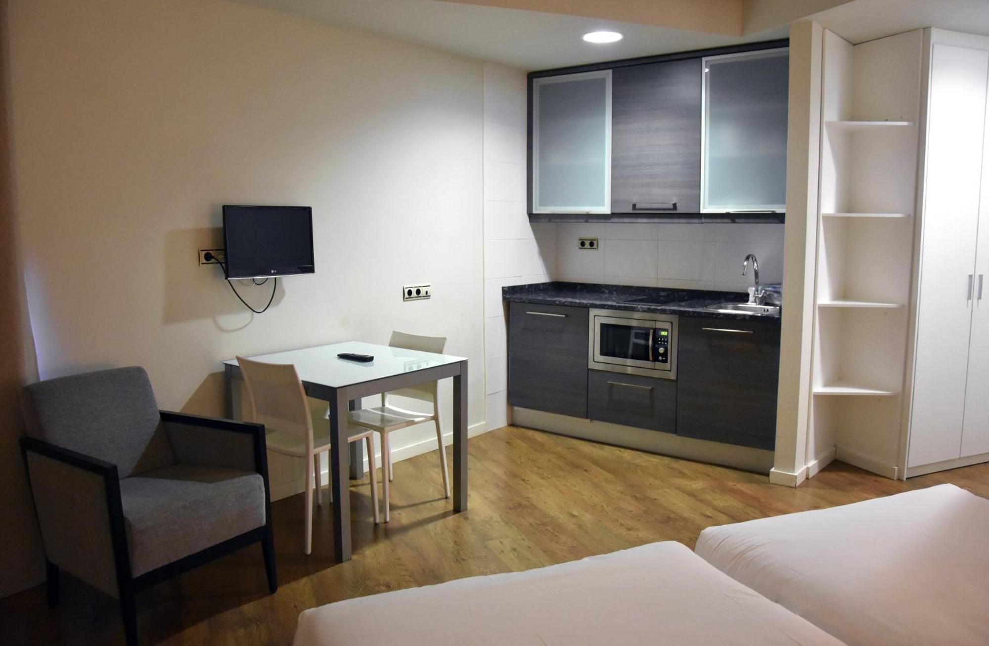 Hotel Y Apartamentos Snoe Isaba Zewnętrze zdjęcie
