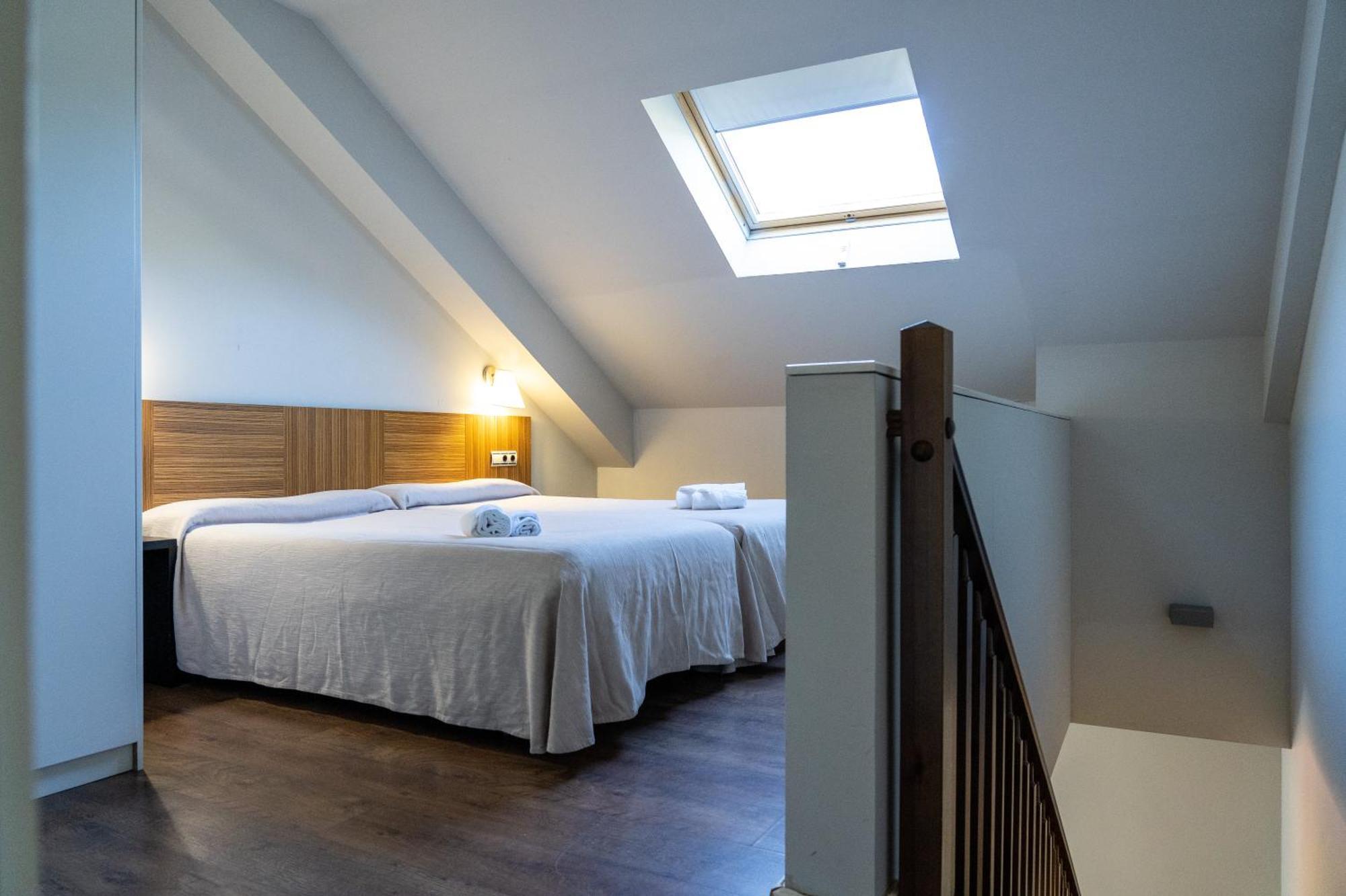 Hotel Y Apartamentos Snoe Isaba Zewnętrze zdjęcie